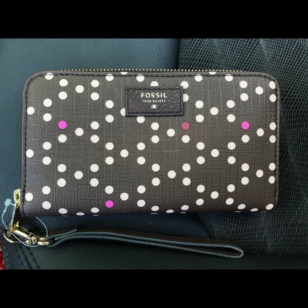 FOSSIL wallet